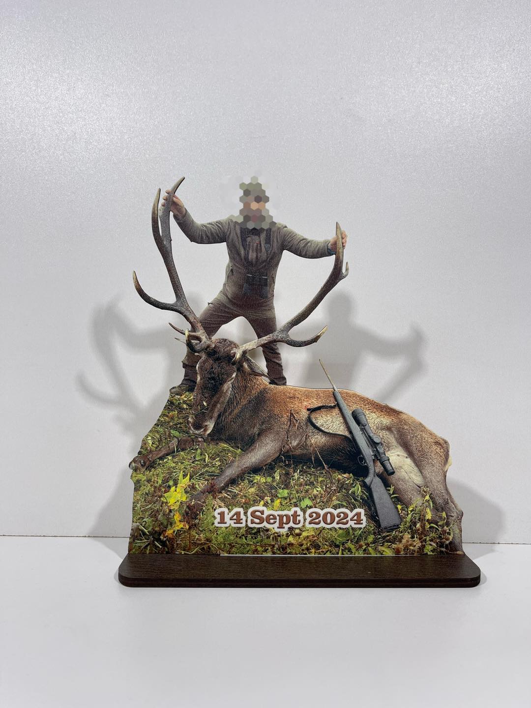 Trofeul Vanatoresc Personalizat  TAP